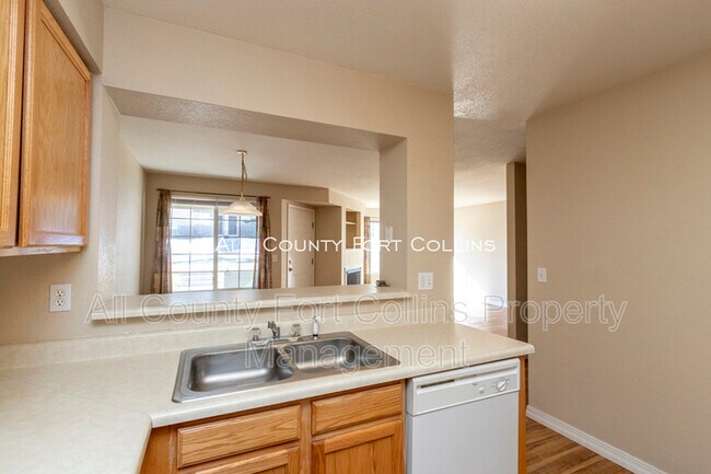 Building Photo - 6721 Antigua Dr
