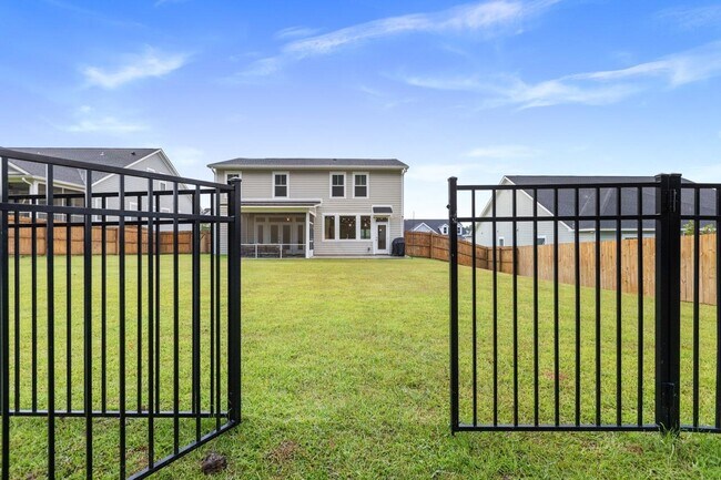 Building Photo - 3809 Ardmore Ln