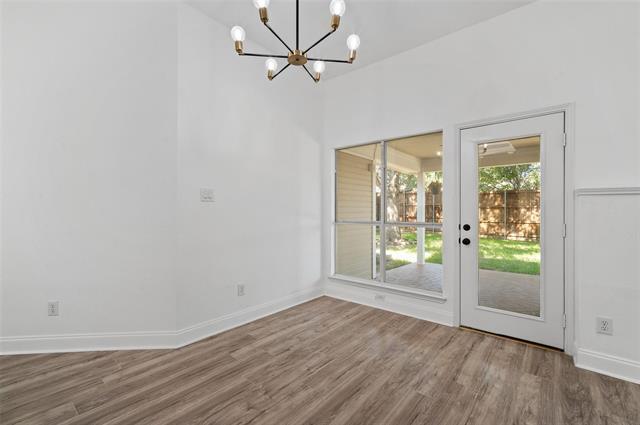 Building Photo - 5919 Vista Glen Ln