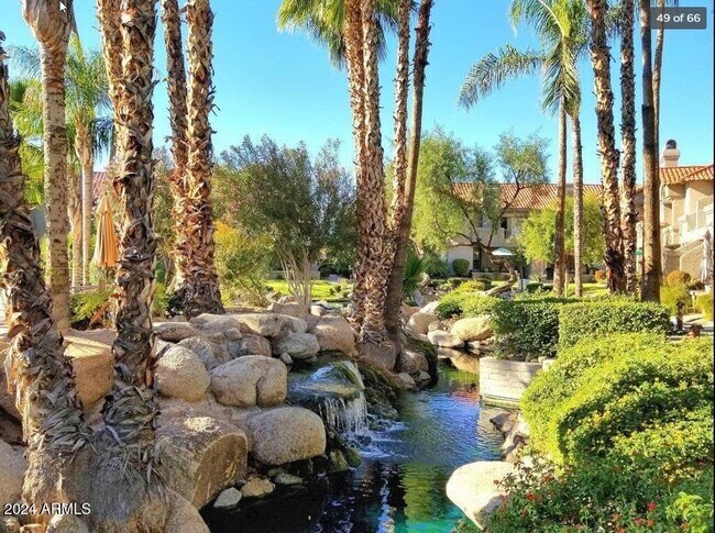 Building Photo - 10015 E Mountain View Rd