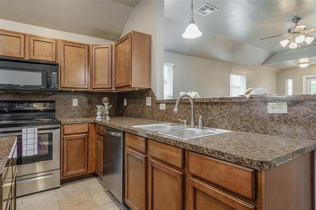Building Photo - 8113 Frye Ln