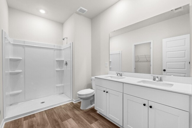 Building Photo - 1039 Harbor Dr