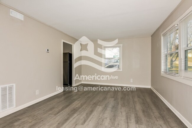 Building Photo - 8620 Graham Ln