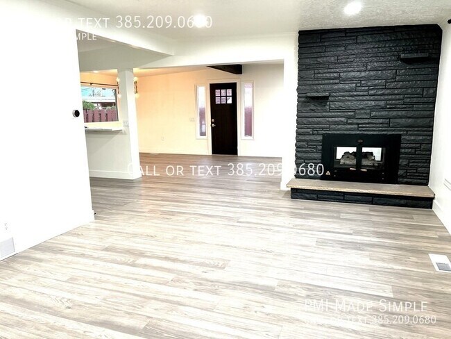 Building Photo - 5777 S Sagewood Dr