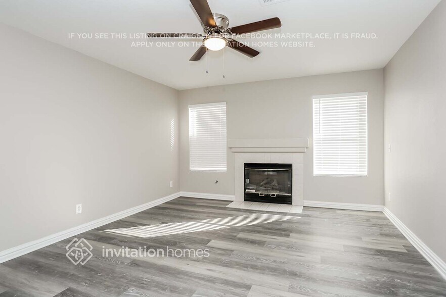 Building Photo - 9432 Deer Lodge Ln