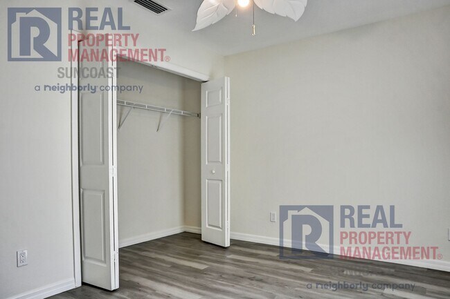 Building Photo - 230 Rotonda Blvd W