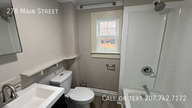 Building Photo - 278 Main St