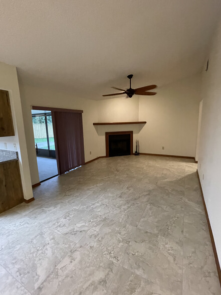 Building Photo - 1523 Elf Stone Ct