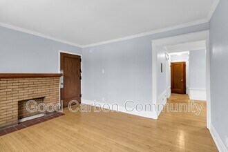 Building Photo - 8 E Depew Ave