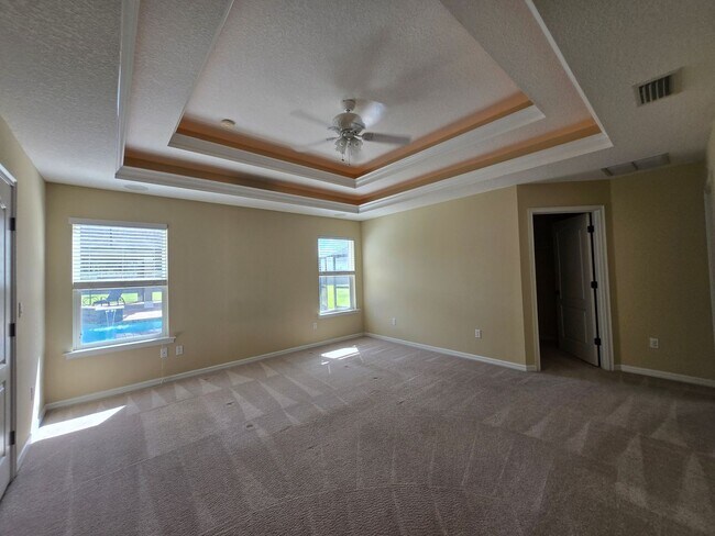 Building Photo - Gorgeous 4-Bedroom Home with Office, Pool,...