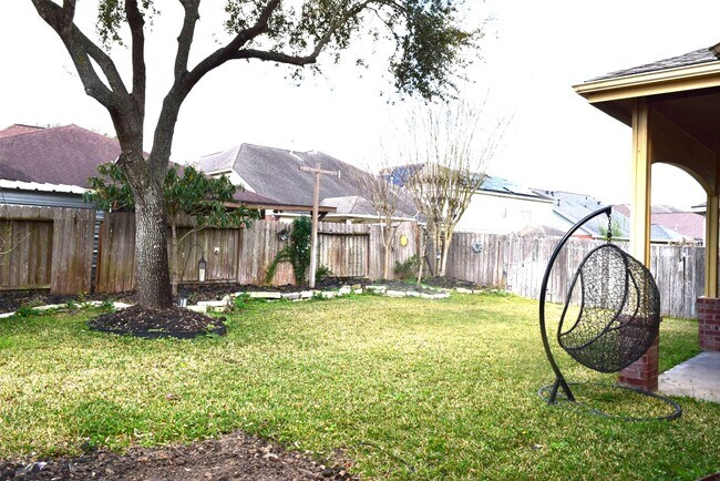 Building Photo - 4911 Dwarf Honeysuckle Ct