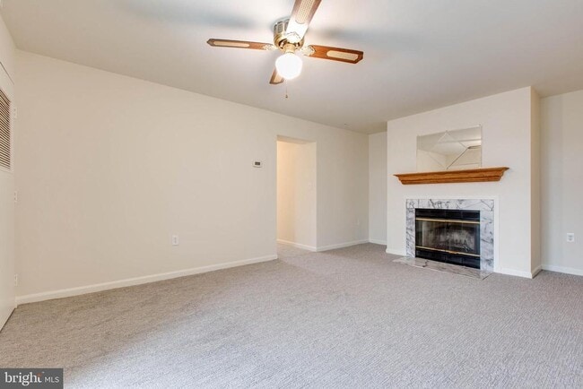 Building Photo - 8399 Montgomery Run Rd