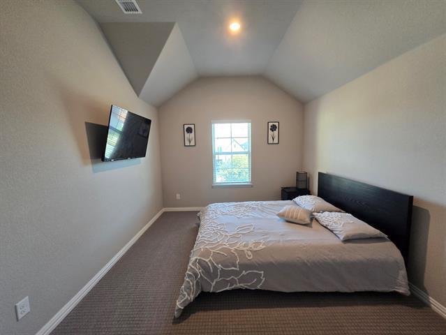 Building Photo - 2009 Binns Dr