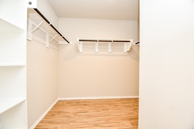 Building Photo - 22931 Berthoud Trl
