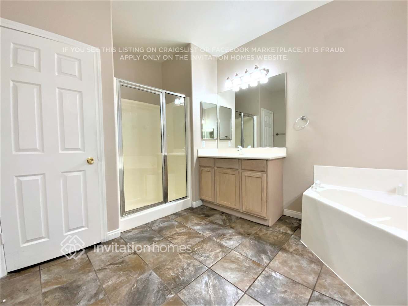 Building Photo - 7322 Emerald Brook St