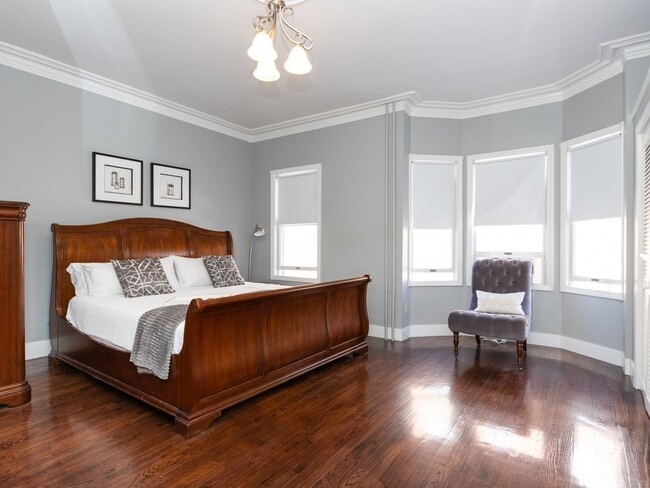 Building Photo - 45 Old Harbor St