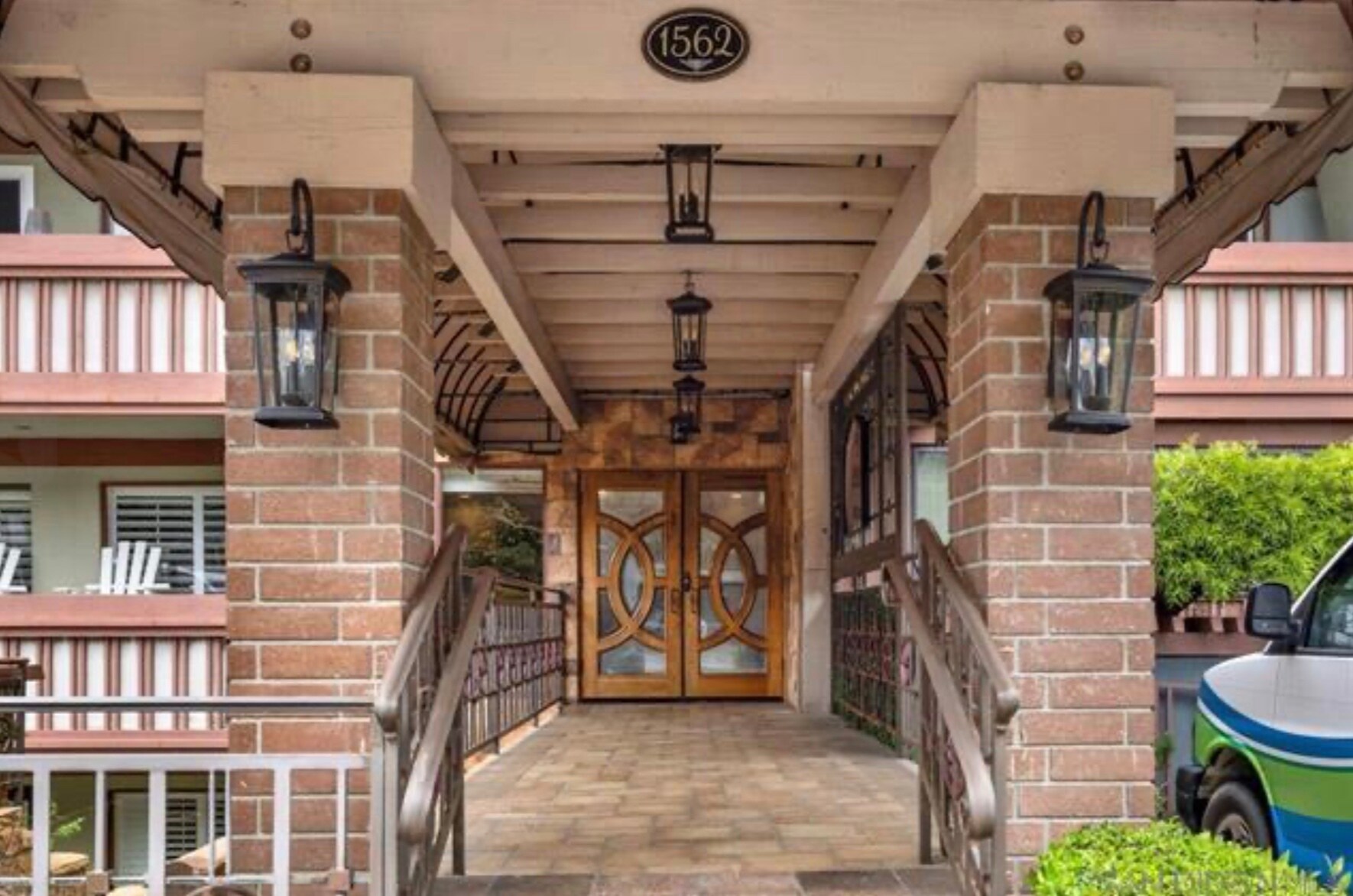 Building Photo - 1562 Camino Del Mar