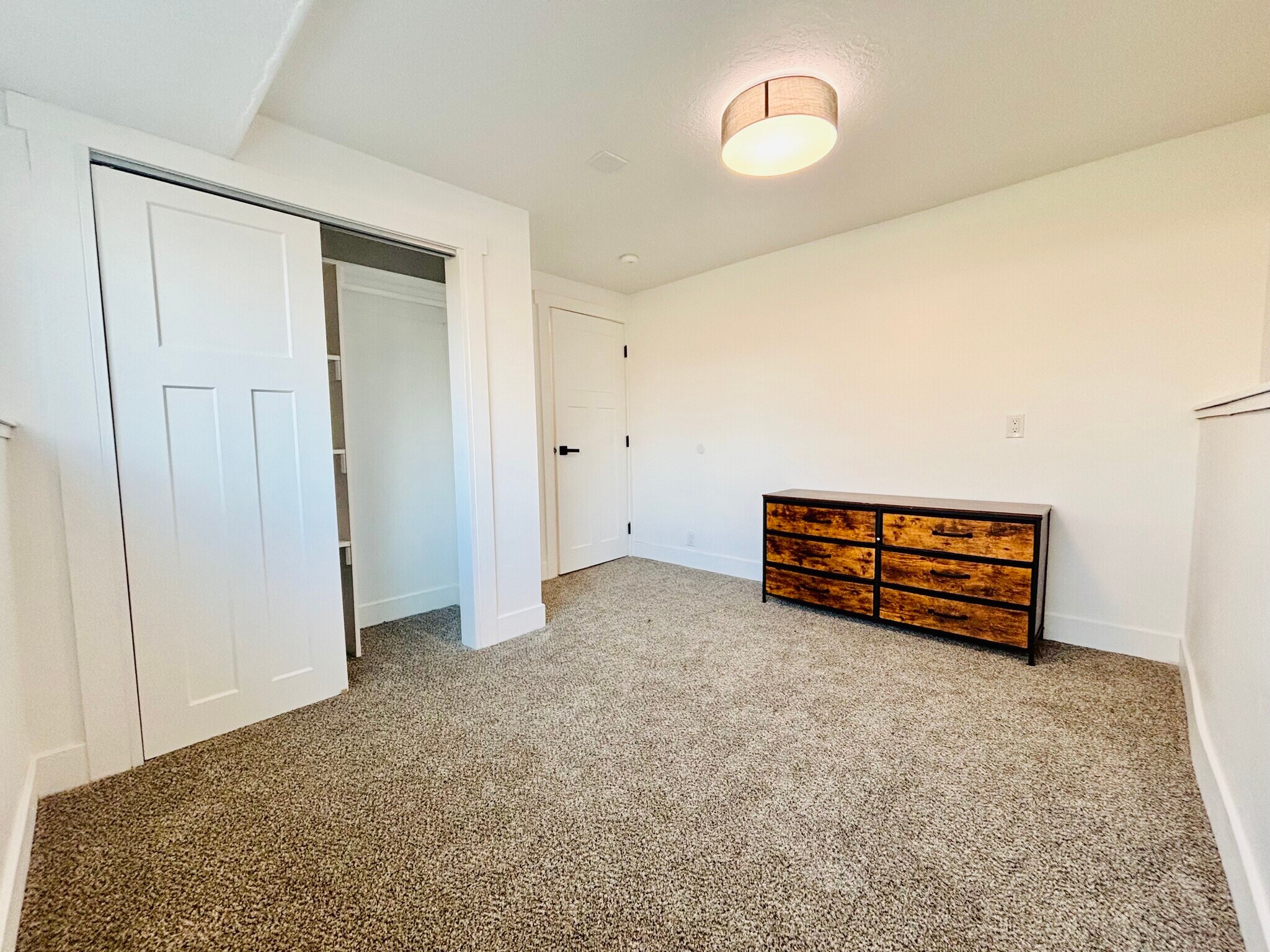 Room #1 Unfurnished - 4459 S Butterfield St