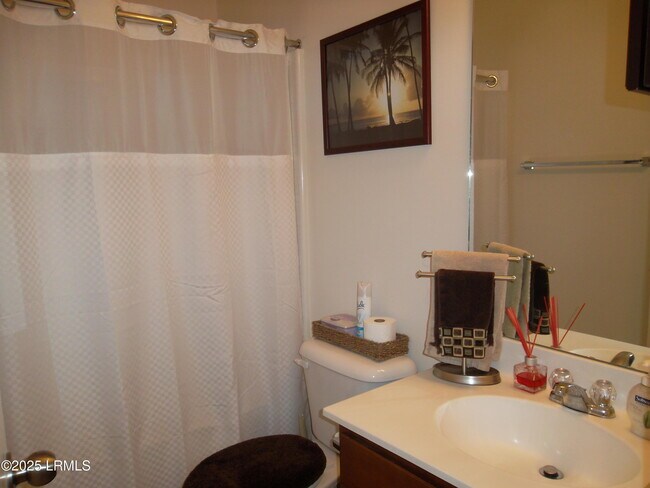 Building Photo - 45 Pennyroyal Way