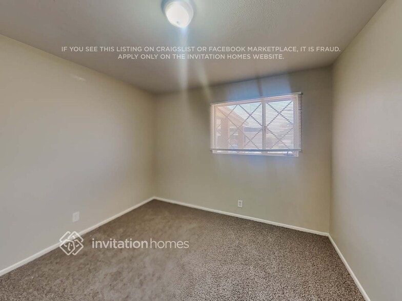 Building Photo - 12449 N 29th Dr