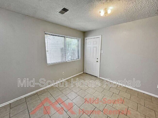 Building Photo - 4579 Buffer Dr