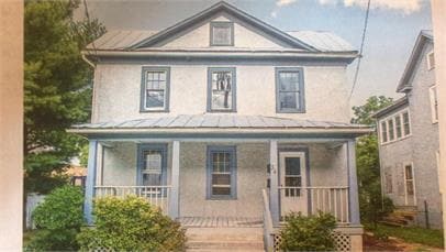 Building Photo - Pet Friendly 1-Bedroom Duplex in Downtown Front Royal