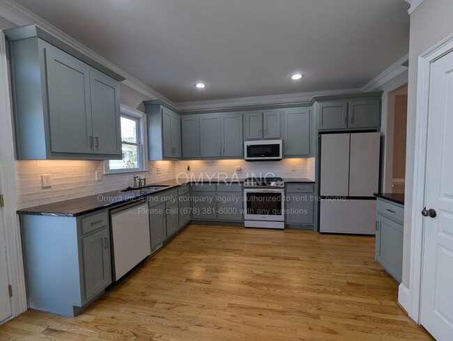 Building Photo - Beautiful 3 Bedroom House in Reynoldstown!