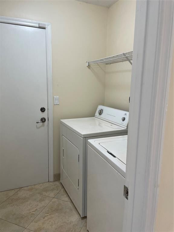 Building Photo - 1640 Carriage Brooke Dr