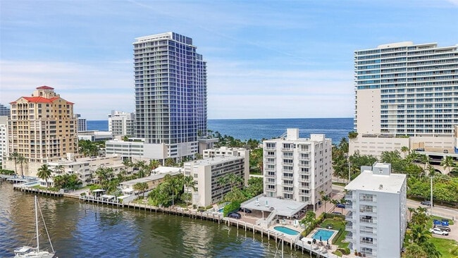 Building Photo - 95 N Birch Rd