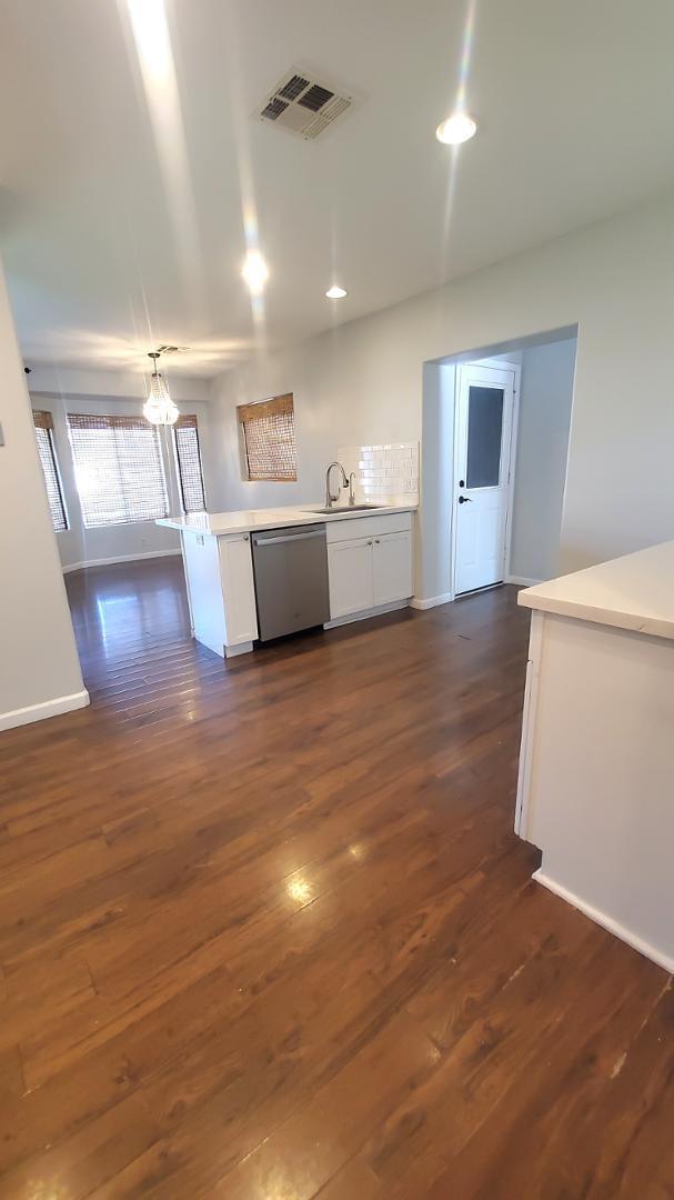 Building Photo - 4128 N 46th Pl