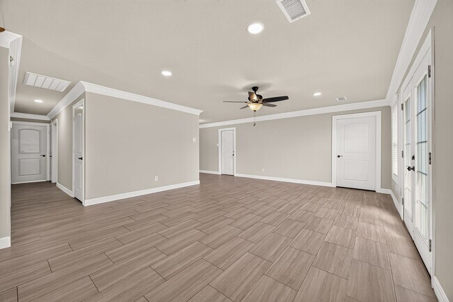 Building Photo - 13310 Boudreaux Estates Dr