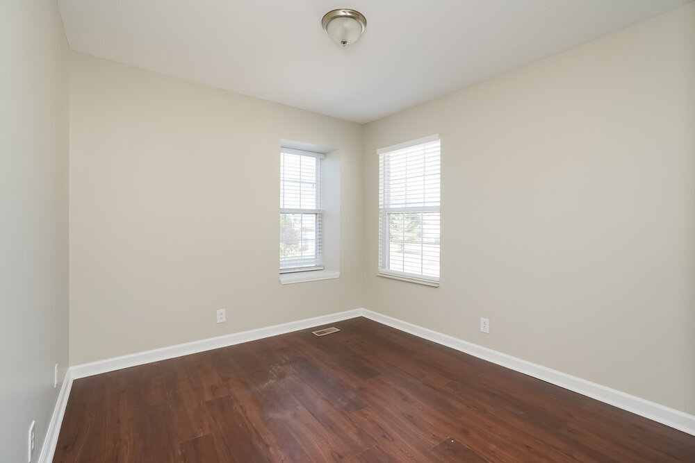 Building Photo - 903 Bexhill Ct S