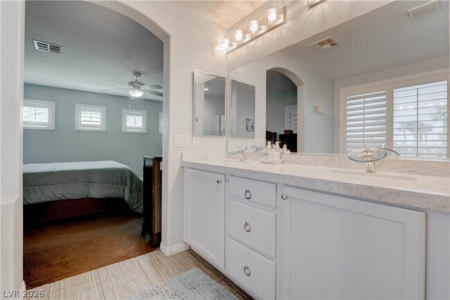 Building Photo - 48 Jasmine Point St