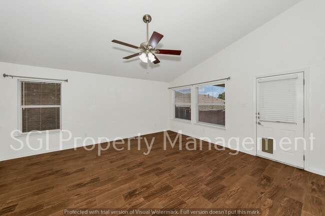 Building Photo - 10117 Sourwood Dr