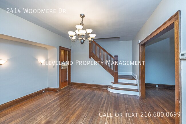Building Photo - 2414 Woodmere Dr