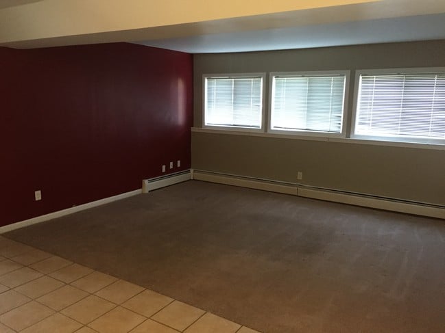 Building Photo - 8158 Durbin Terrace