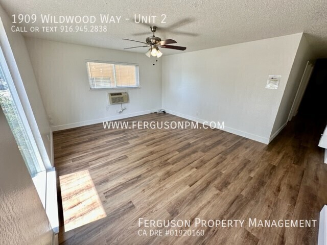 Building Photo - Remodeled Two Bedroom in East Roseville