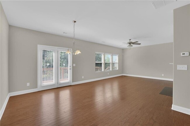 Building Photo - 1710 Eastbrooke Pl