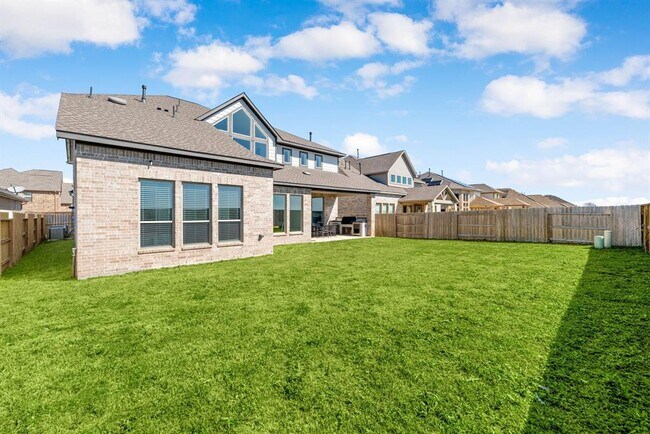 Building Photo - 4122 Basin Park Dr