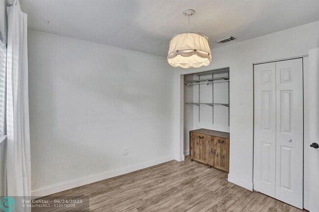 Building Photo - 14221 SW 160th Terrace