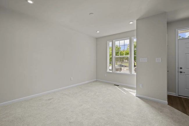 Building Photo - 3113 Perdue Springs Dr