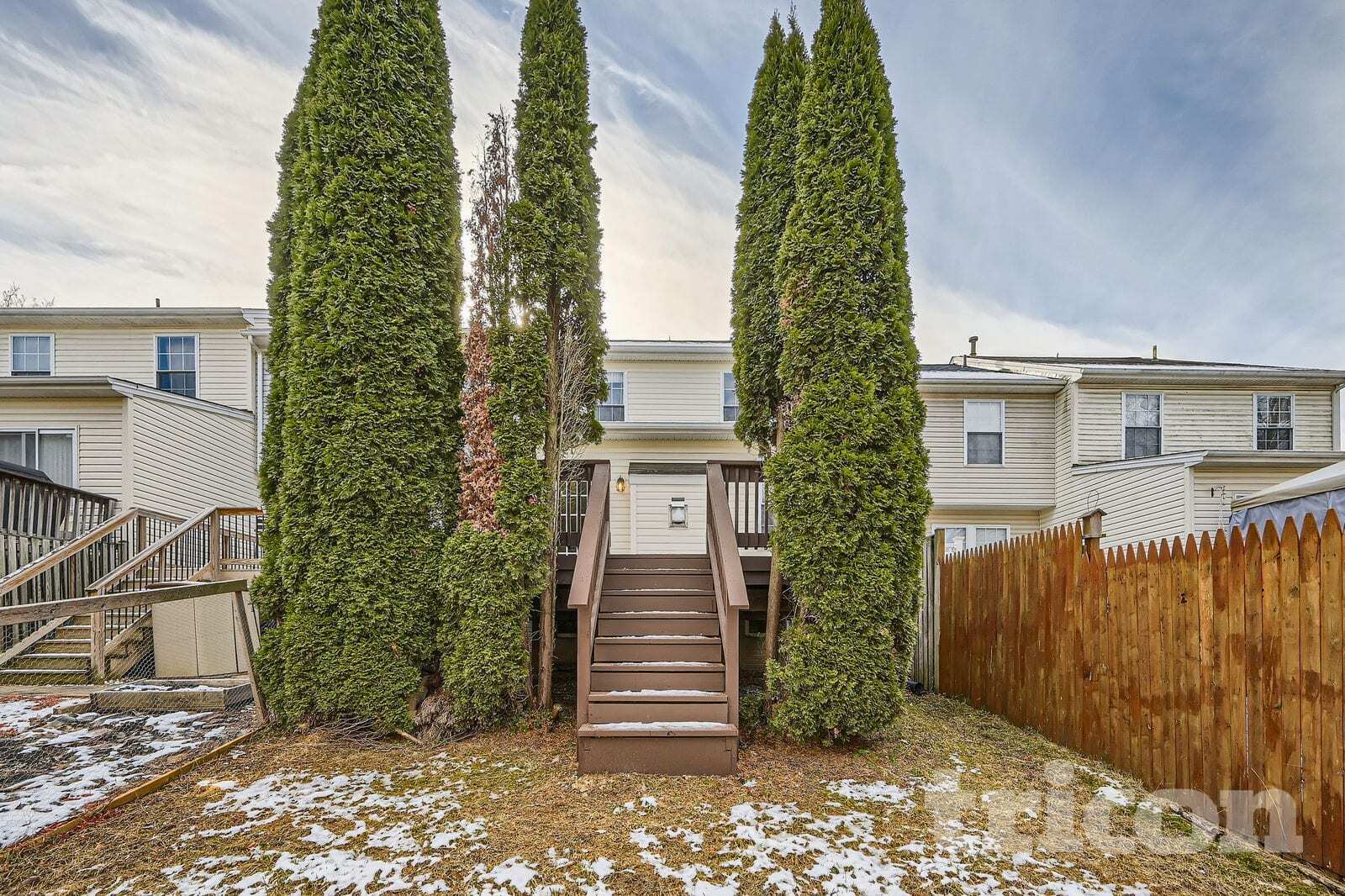 Building Photo - 23 Bensmill Ct