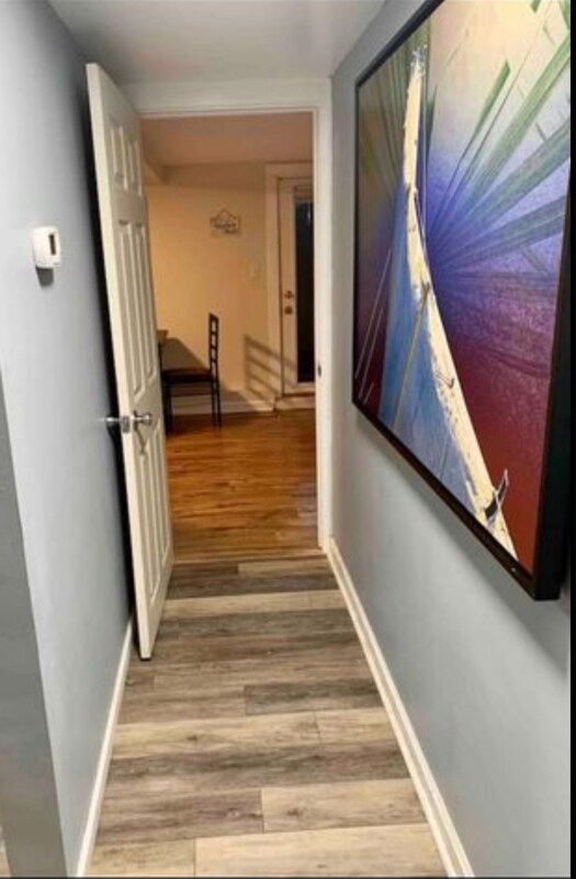 Building Photo - 7 Odess Ln