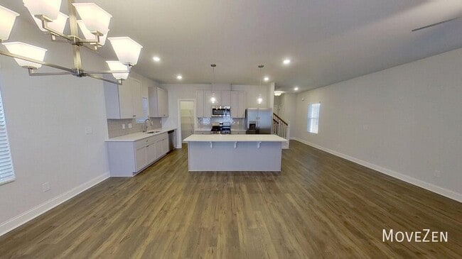 Building Photo - 768 Lightrail Dr