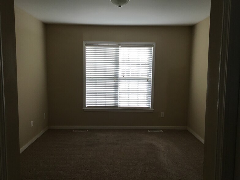 Building Photo - 6032 Evans Mill Rd