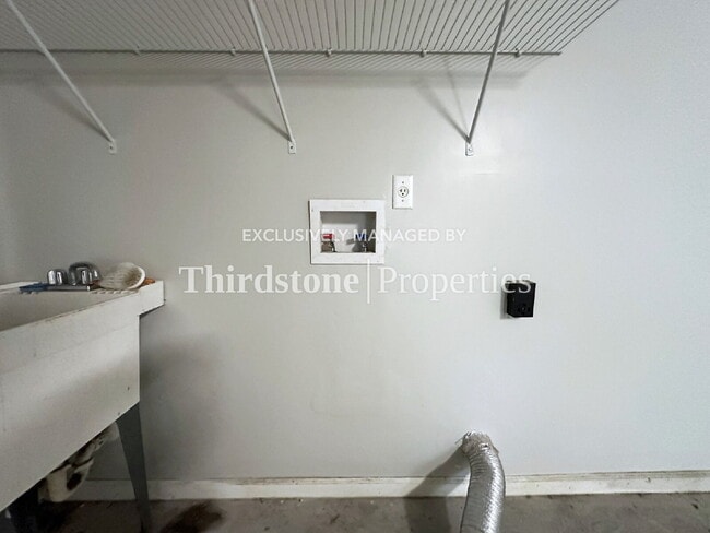 Building Photo - 12770 Camellia Bay Dr W