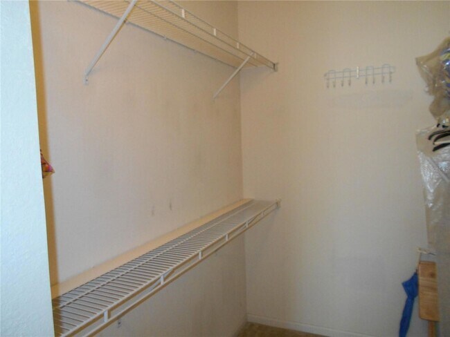 Building Photo - 2171 Portofino Pl