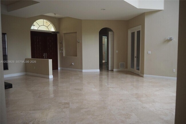 Building Photo - 2750 Jockey Cir