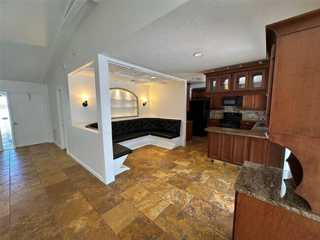 Building Photo - 364 NW 107th Terrace