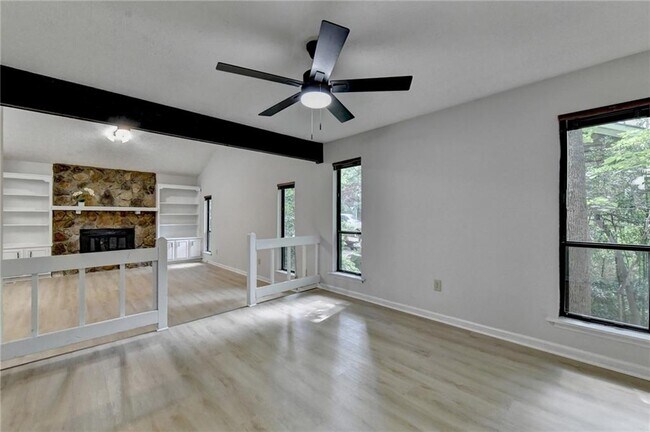 Building Photo - 5100 Forest Mist Dr